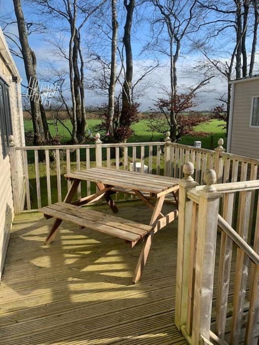 Woodpecker Lodge, Camelot Holiday Park, Ca6 5Sz คาร์ลไอเอิล ภายนอก รูปภาพ