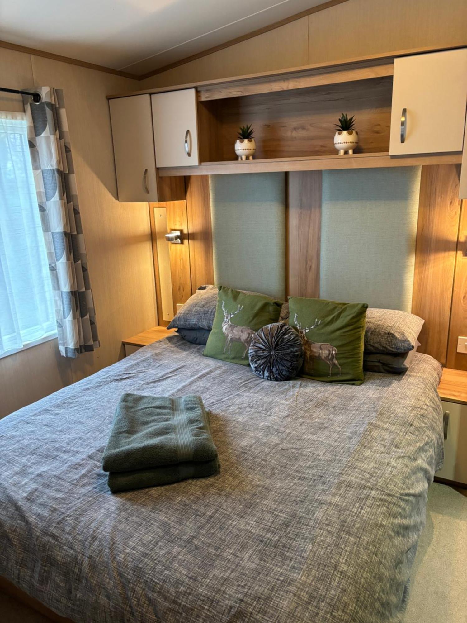 Woodpecker Lodge, Camelot Holiday Park, Ca6 5Sz คาร์ลไอเอิล ภายนอก รูปภาพ