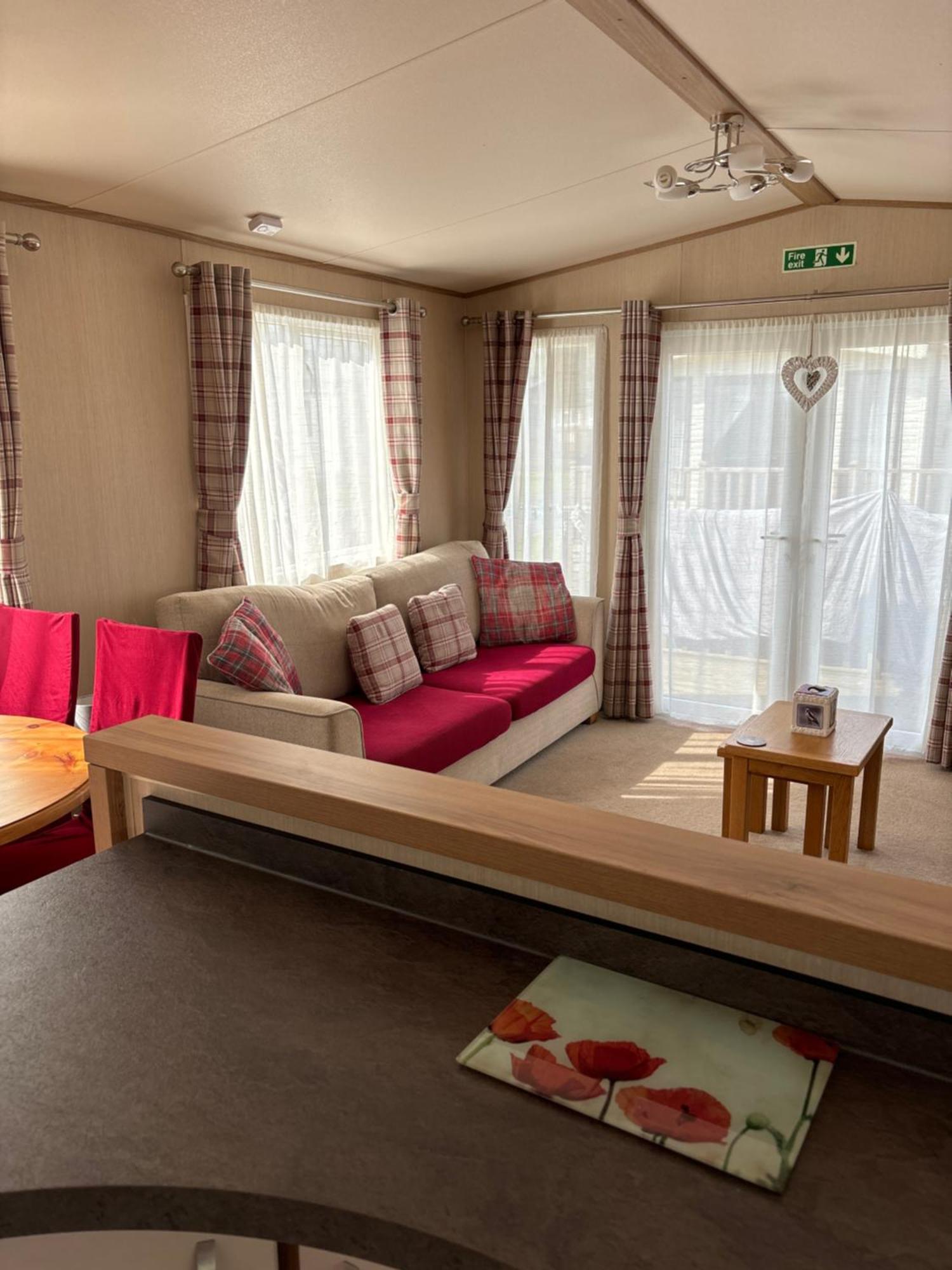 Woodpecker Lodge, Camelot Holiday Park, Ca6 5Sz คาร์ลไอเอิล ภายนอก รูปภาพ